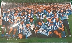 Origanal signed pic